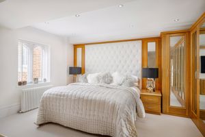 Photo 19- click for photo gallery